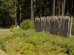 Limeswall mit Palisaden